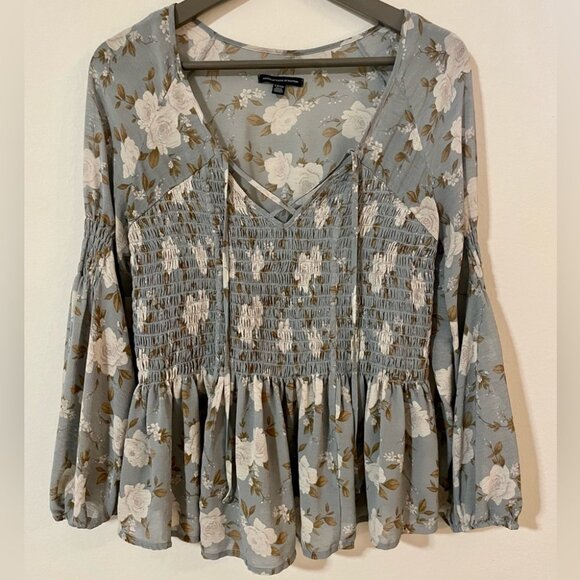 American Eagle light blue floral peplum top - Small - Picture 2 of 10
